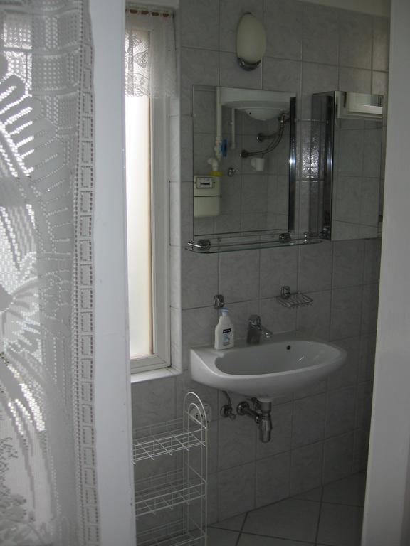 Csaladi Vendeghaz Apartment Eger Room photo