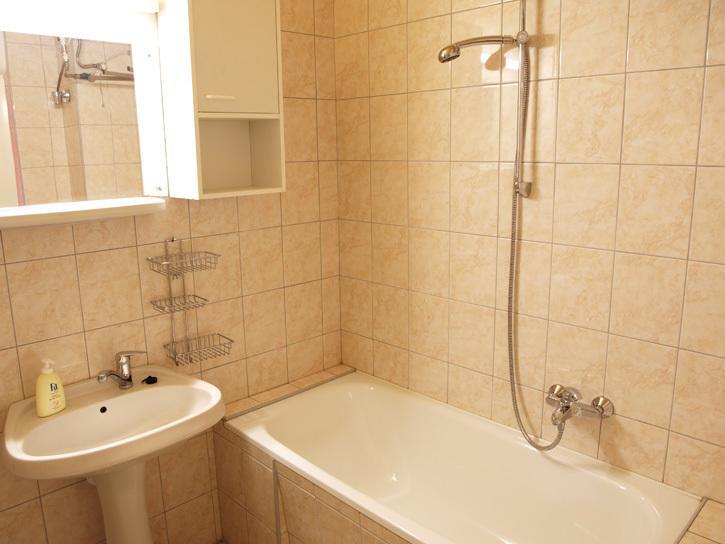 Csaladi Vendeghaz Apartment Eger Room photo
